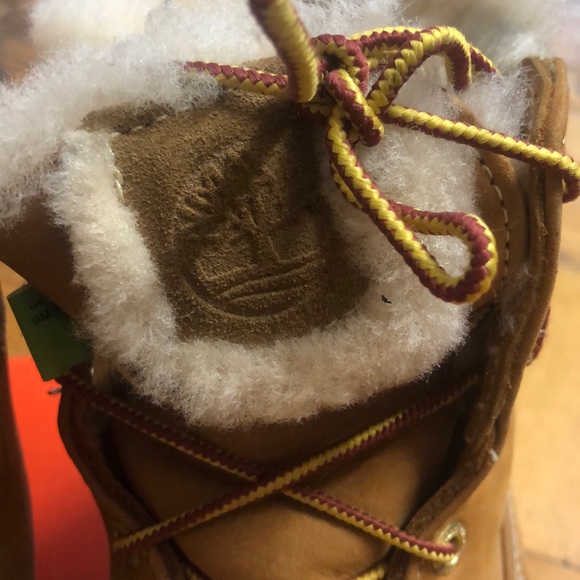 Size 9 winter boot timberlands - Picture 4 of 6